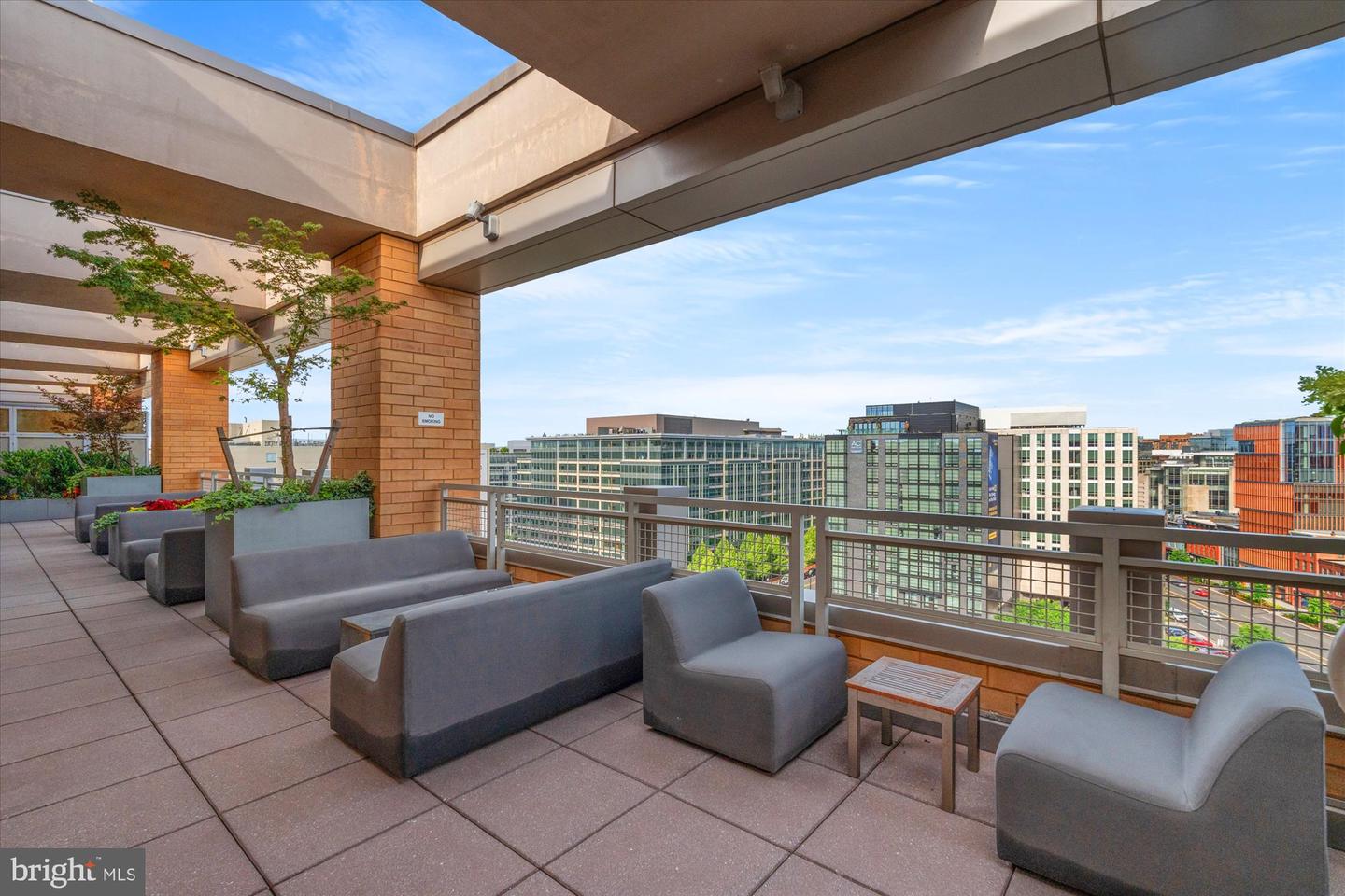 475 K ST NW #817, WASHINGTON, District Of Columbia 20001, 1 Bedroom Bedrooms, 4 Rooms Rooms,1 BathroomBathrooms,Residential,For sale,475 K ST NW #817,DCDC2198354 MLS # DCDC2198354
