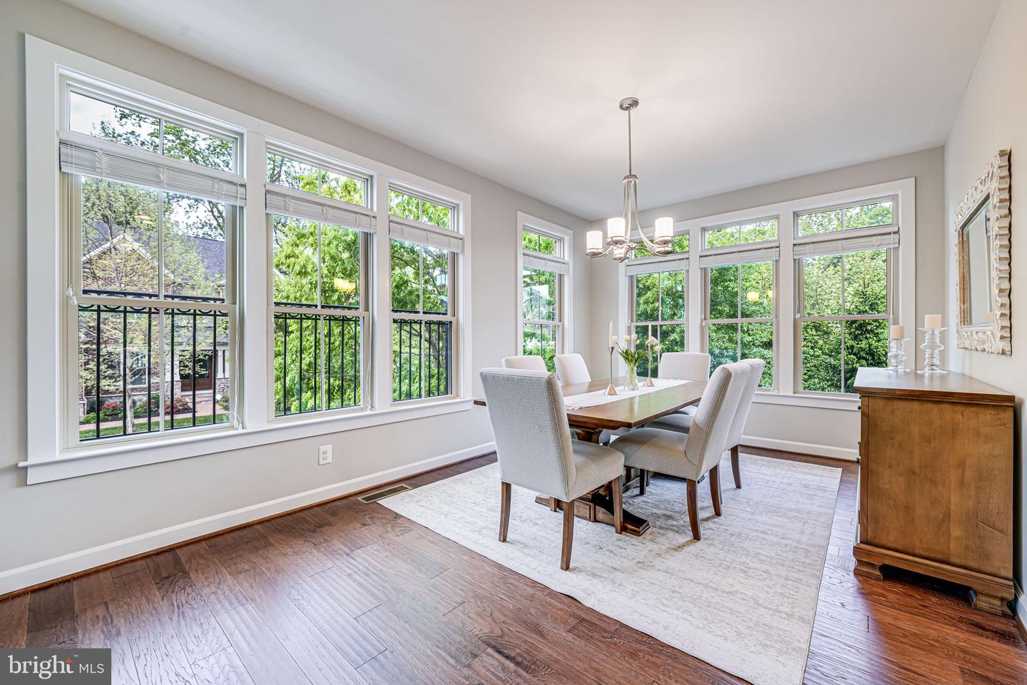 7242 MAGPIE LN, FALLS CHURCH, Virginia 22043, 4 Bedrooms Bedrooms, ,3 BathroomsBathrooms,Residential,For sale,7242 MAGPIE LN,VAFX2237884 MLS # VAFX2237884