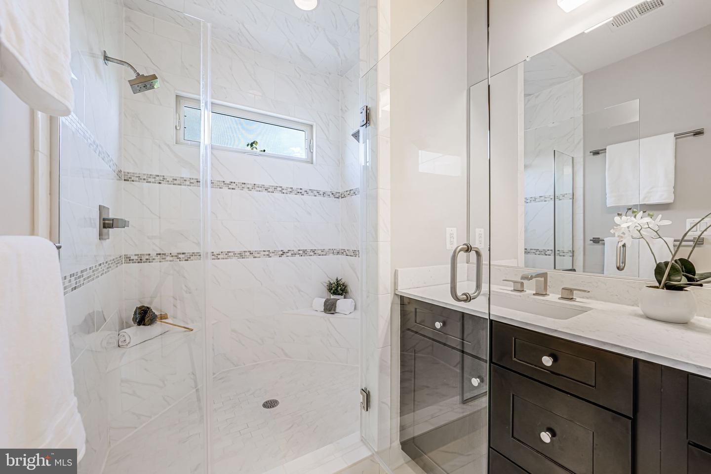 7242 MAGPIE LN, FALLS CHURCH, Virginia 22043, 4 Bedrooms Bedrooms, ,3 BathroomsBathrooms,Residential,For sale,7242 MAGPIE LN,VAFX2237884 MLS # VAFX2237884
