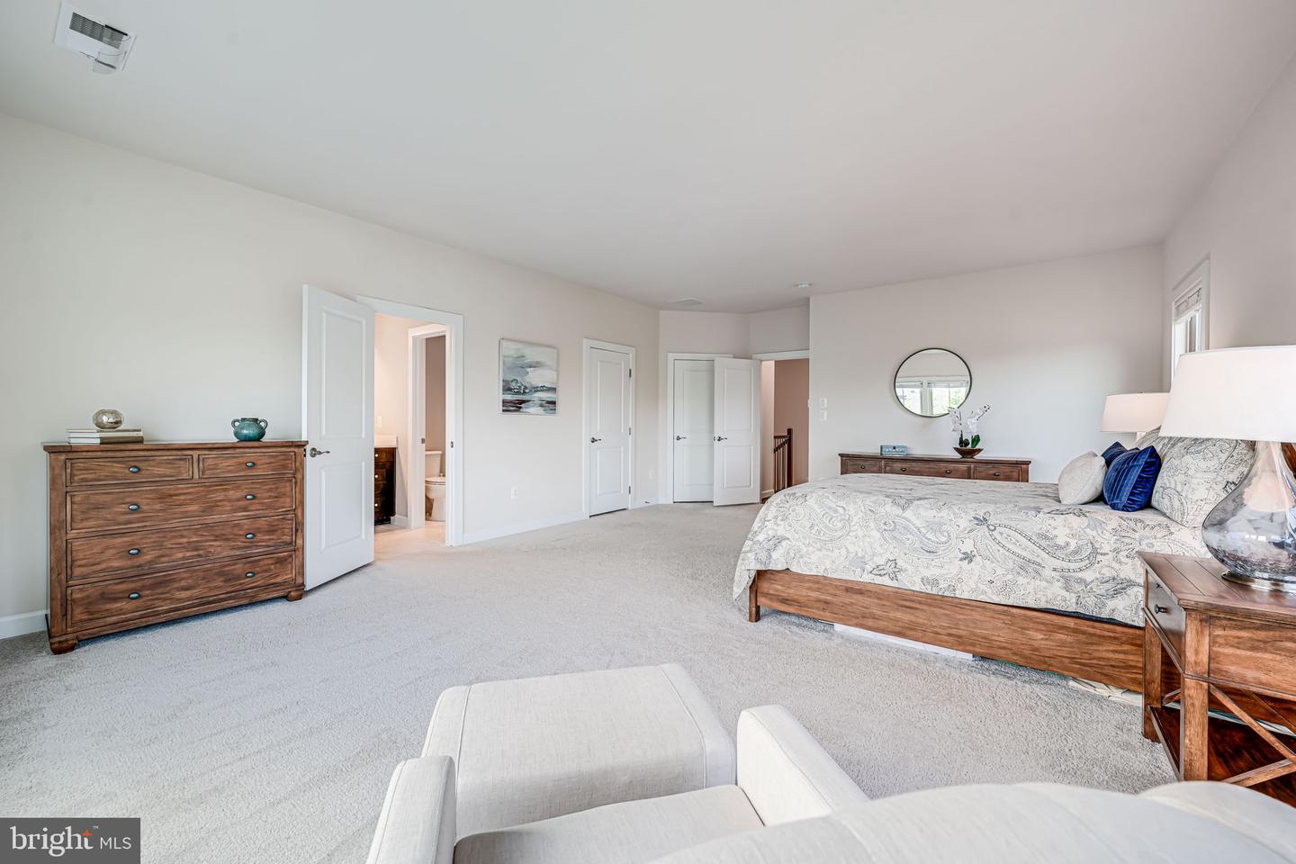 7242 MAGPIE LN, FALLS CHURCH, Virginia 22043, 4 Bedrooms Bedrooms, ,3 BathroomsBathrooms,Residential,For sale,7242 MAGPIE LN,VAFX2237884 MLS # VAFX2237884