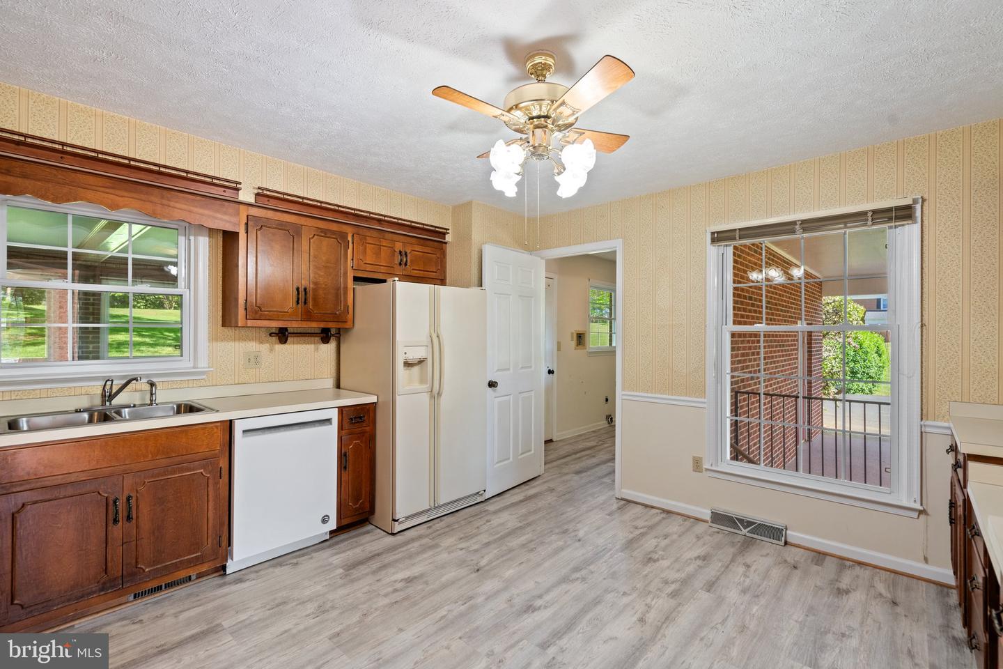 19084 COLONIAL DR, CULPEPER, Virginia 22701, 3 Bedrooms Bedrooms, ,2 BathroomsBathrooms,Residential,For sale,19084 COLONIAL DR,VACU2010440 MLS # VACU2010440
