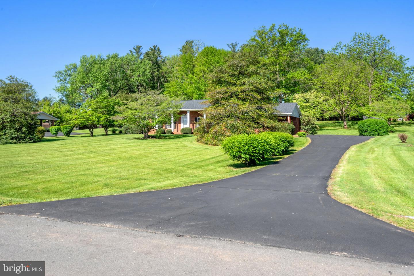 19084 COLONIAL DR, CULPEPER, Virginia 22701, 3 Bedrooms Bedrooms, ,2 BathroomsBathrooms,Residential,For sale,19084 COLONIAL DR,VACU2010440 MLS # VACU2010440