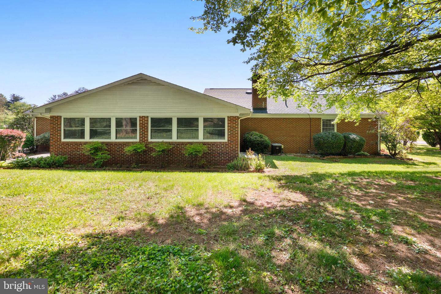 19084 COLONIAL DR, CULPEPER, Virginia 22701, 3 Bedrooms Bedrooms, ,2 BathroomsBathrooms,Residential,For sale,19084 COLONIAL DR,VACU2010440 MLS # VACU2010440