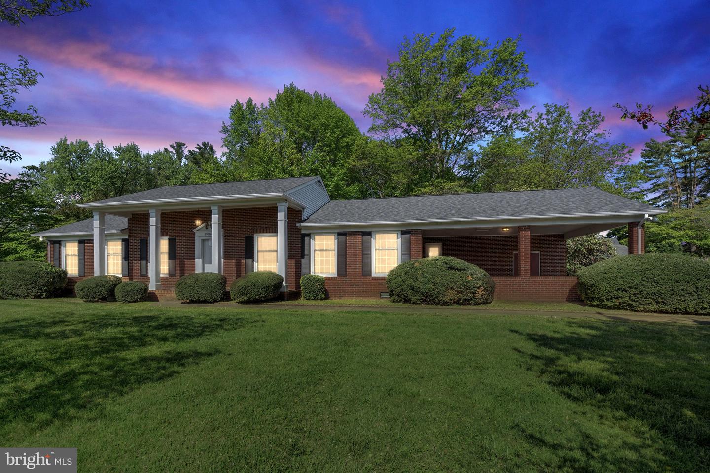 19084 COLONIAL DR, CULPEPER, Virginia 22701, 3 Bedrooms Bedrooms, ,2 BathroomsBathrooms,Residential,For sale,19084 COLONIAL DR,VACU2010440 MLS # VACU2010440