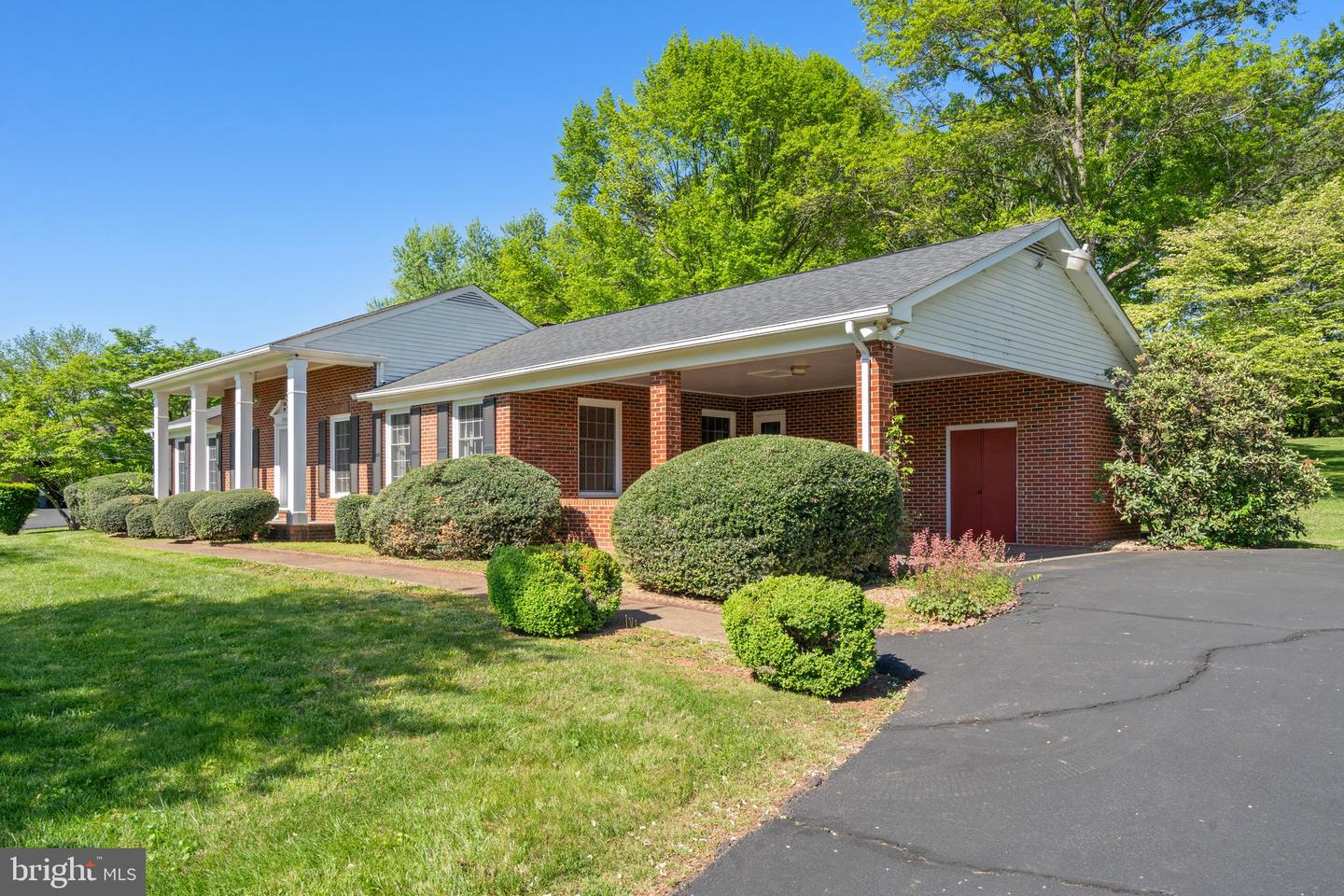 19084 COLONIAL DR, CULPEPER, Virginia 22701, 3 Bedrooms Bedrooms, ,2 BathroomsBathrooms,Residential,For sale,19084 COLONIAL DR,VACU2010440 MLS # VACU2010440