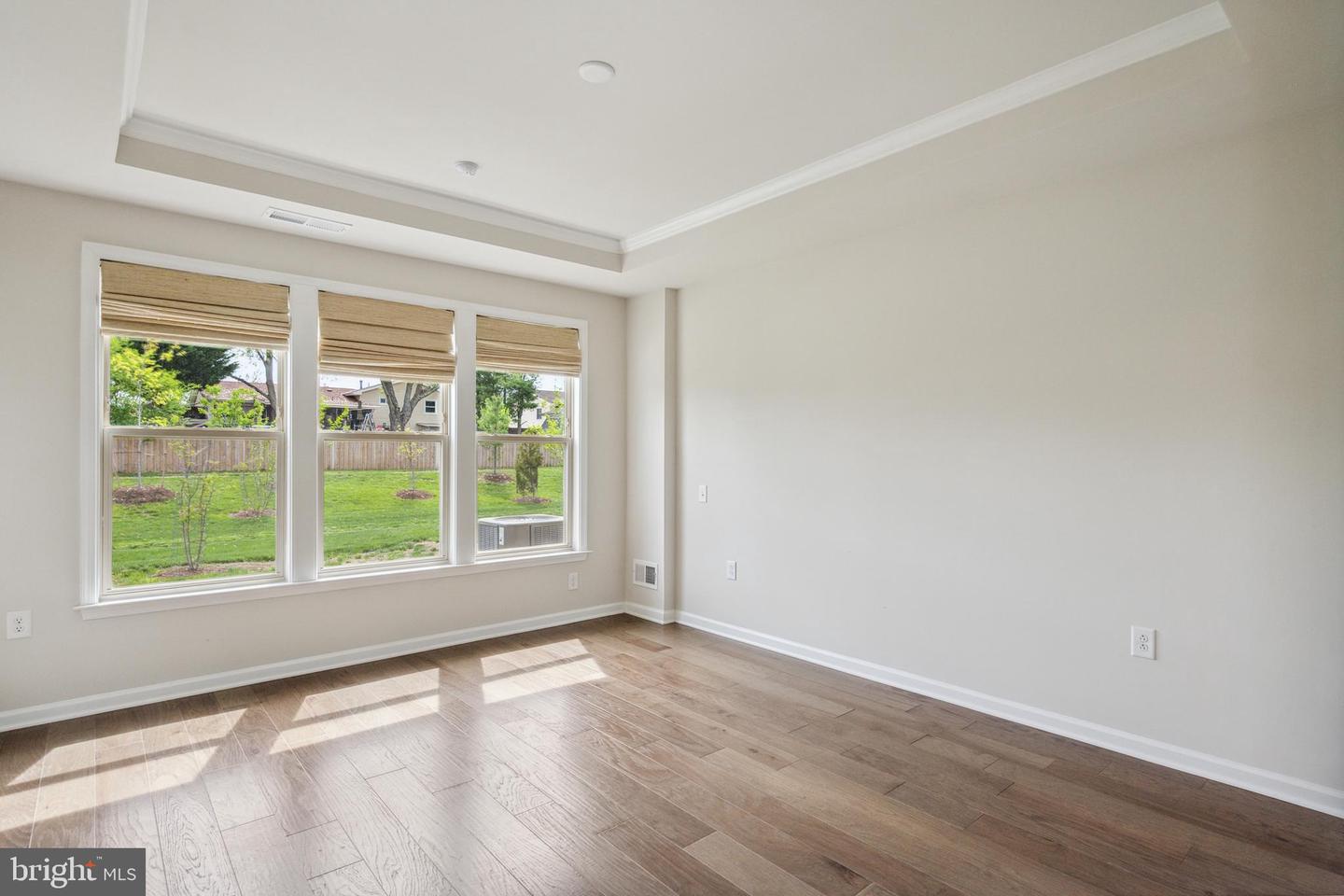 21729 HAWKSBILL HIGH CIR, STERLING, Virginia 20164, 3 Bedrooms Bedrooms, ,3 BathroomsBathrooms,Residential,For sale,21729 HAWKSBILL HIGH CIR,VALO2095276 MLS # VALO2095276