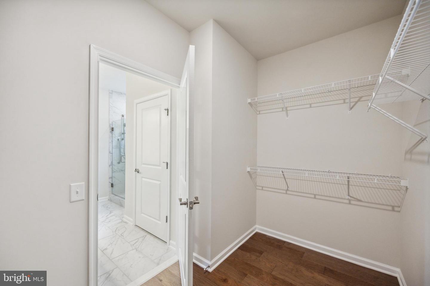 21729 HAWKSBILL HIGH CIR, STERLING, Virginia 20164, 3 Bedrooms Bedrooms, ,3 BathroomsBathrooms,Residential,For sale,21729 HAWKSBILL HIGH CIR,VALO2095276 MLS # VALO2095276