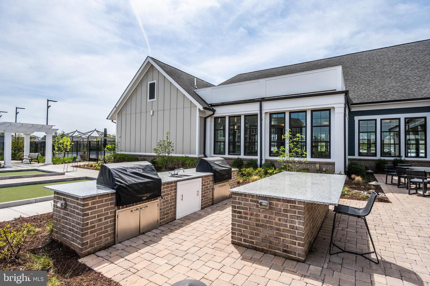 21729 HAWKSBILL HIGH CIR, STERLING, Virginia 20164, 3 Bedrooms Bedrooms, ,3 BathroomsBathrooms,Residential,For sale,21729 HAWKSBILL HIGH CIR,VALO2095276 MLS # VALO2095276