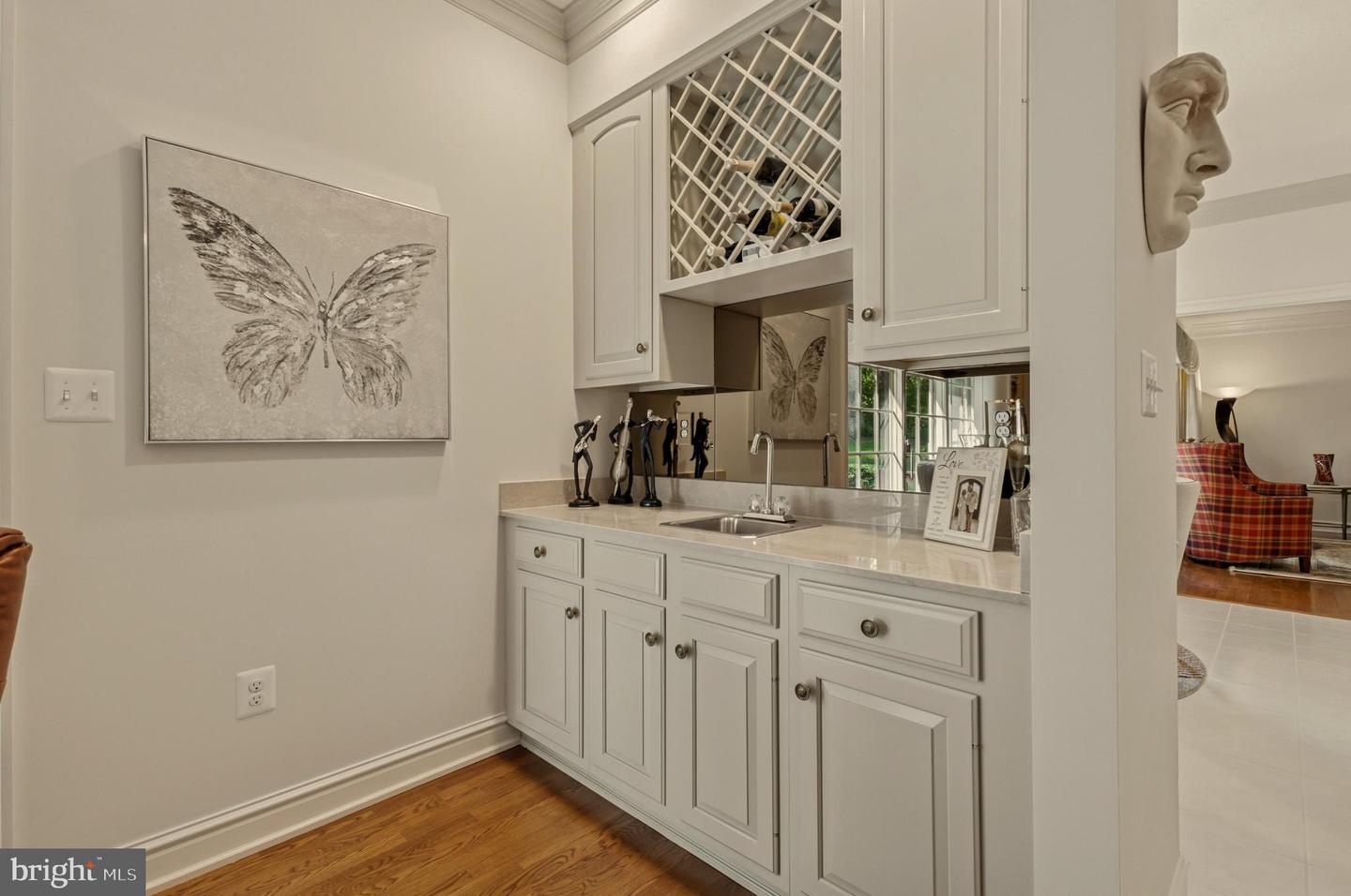 6832 SANDSTONE CT, WARRENTON, Virginia 20187, 3 Bedrooms Bedrooms, ,2 BathroomsBathrooms,Residential,For sale,6832 SANDSTONE CT,VAFQ2016448 MLS # VAFQ2016448