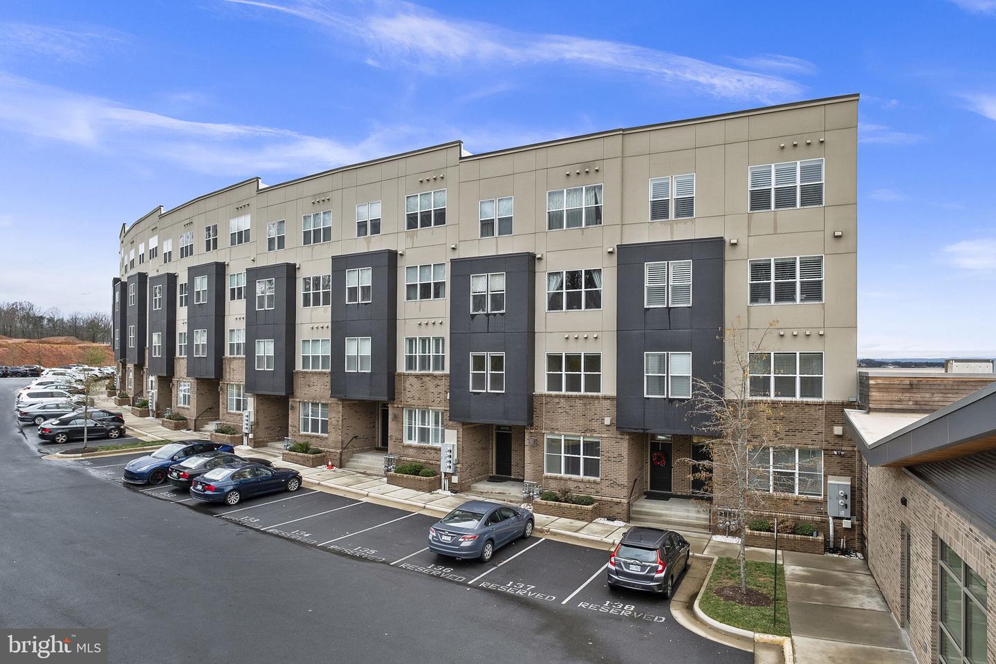 46412 RILASSARE TER, STERLING, Virginia 20164, 3 Bedrooms Bedrooms, ,3 BathroomsBathrooms,Residential,For sale,46412 RILASSARE TER,VALO2095248 MLS # VALO2095248
