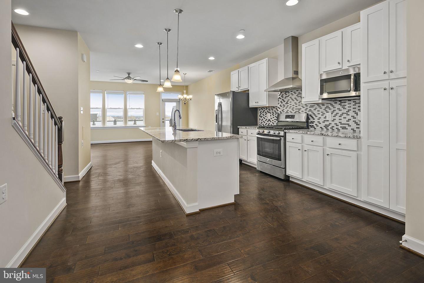46412 RILASSARE TER, STERLING, Virginia 20164, 3 Bedrooms Bedrooms, ,3 BathroomsBathrooms,Residential,For sale,46412 RILASSARE TER,VALO2095248 MLS # VALO2095248
