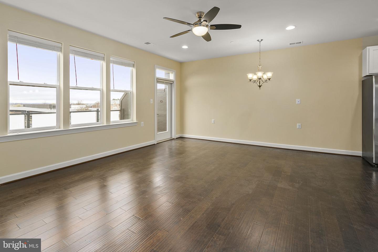 46412 RILASSARE TER, STERLING, Virginia 20164, 3 Bedrooms Bedrooms, ,3 BathroomsBathrooms,Residential,For sale,46412 RILASSARE TER,VALO2095248 MLS # VALO2095248
