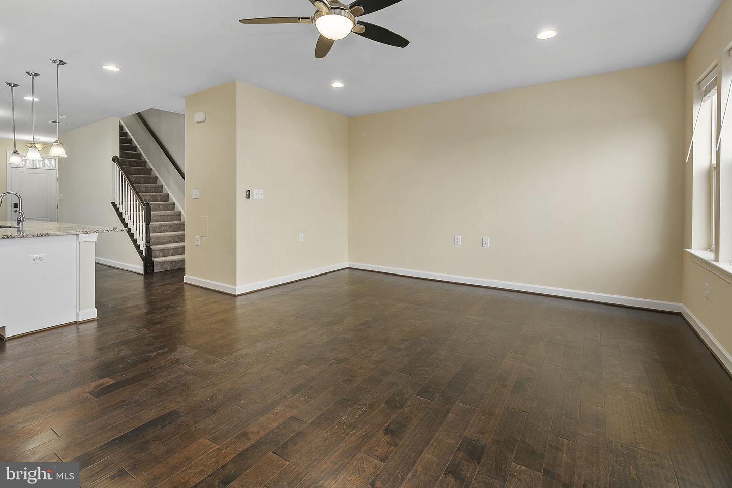 46412 RILASSARE TER, STERLING, Virginia 20164, 3 Bedrooms Bedrooms, ,3 BathroomsBathrooms,Residential,For sale,46412 RILASSARE TER,VALO2095248 MLS # VALO2095248
