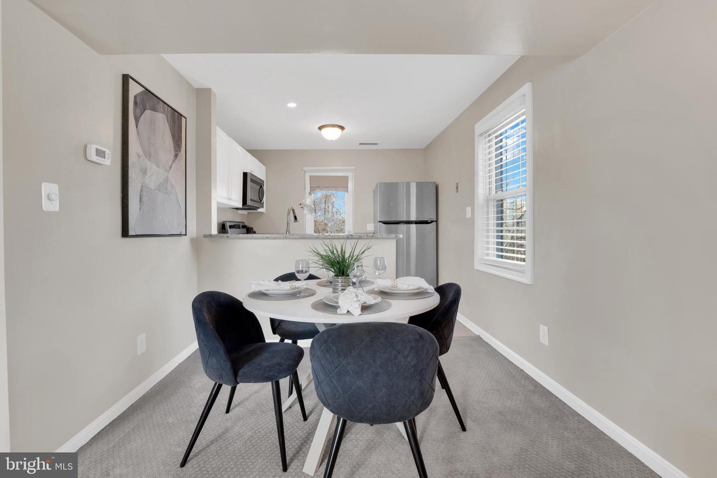 1409 E ABINGDON DR #4, ALEXANDRIA, Virginia 22314, 1 Bedroom Bedrooms, ,1 BathroomBathrooms,Residential,For sale,1409 E ABINGDON DR #4,VAAX2044802 MLS # VAAX2044802