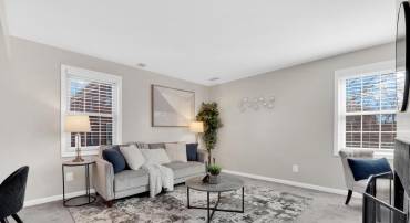 1409 E ABINGDON DR #4, ALEXANDRIA, Virginia 22314, 1 Bedroom Bedrooms, ,1 BathroomBathrooms,Residential,For sale,1409 E ABINGDON DR #4,VAAX2044802 MLS # VAAX2044802