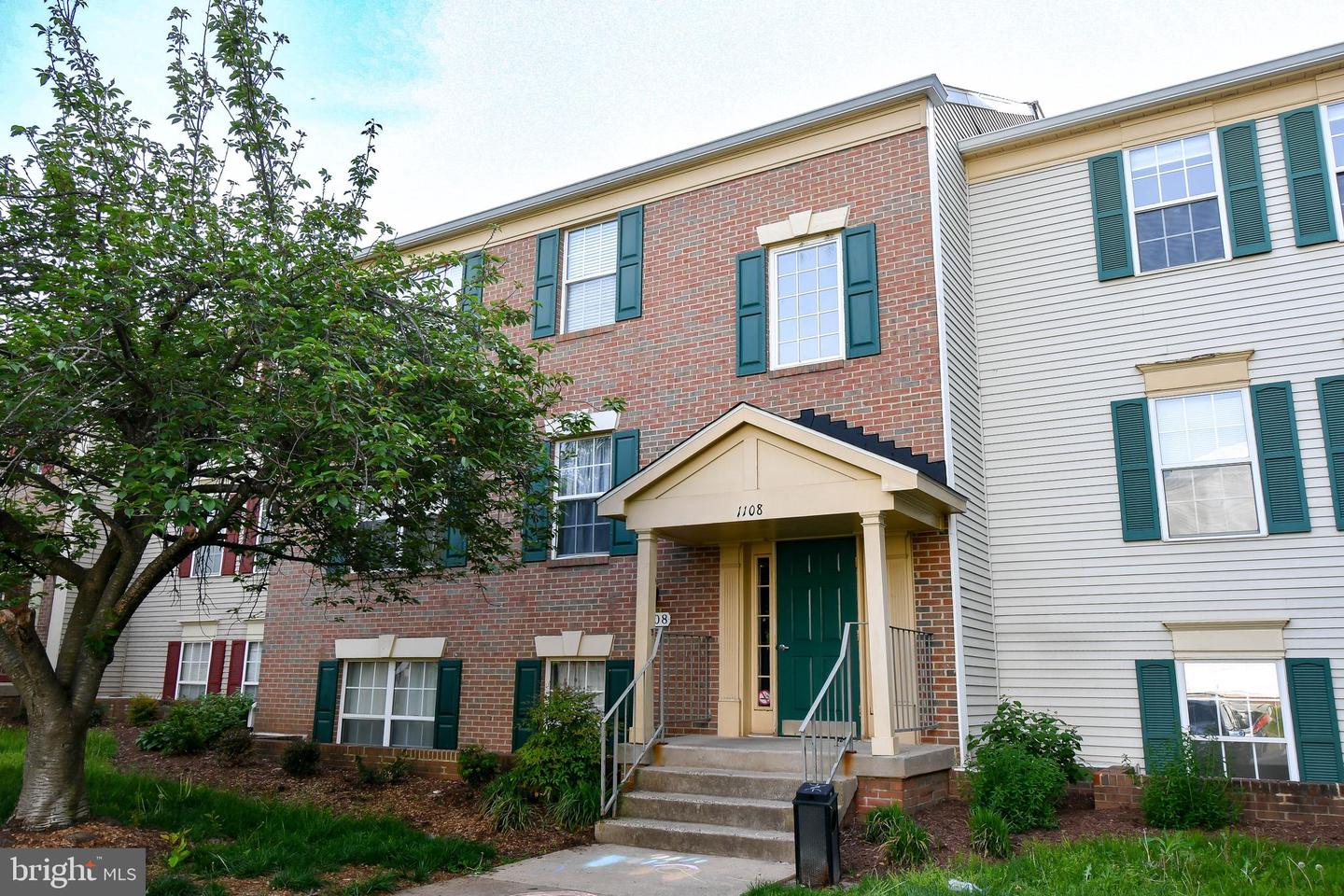 1108 HUNTMASTER TER NE #102, LEESBURG, Virginia 20176, 2 Bedrooms Bedrooms, ,1 BathroomBathrooms,Residential,For sale,1108 HUNTMASTER TER NE #102,VALO2095320 MLS # VALO2095320