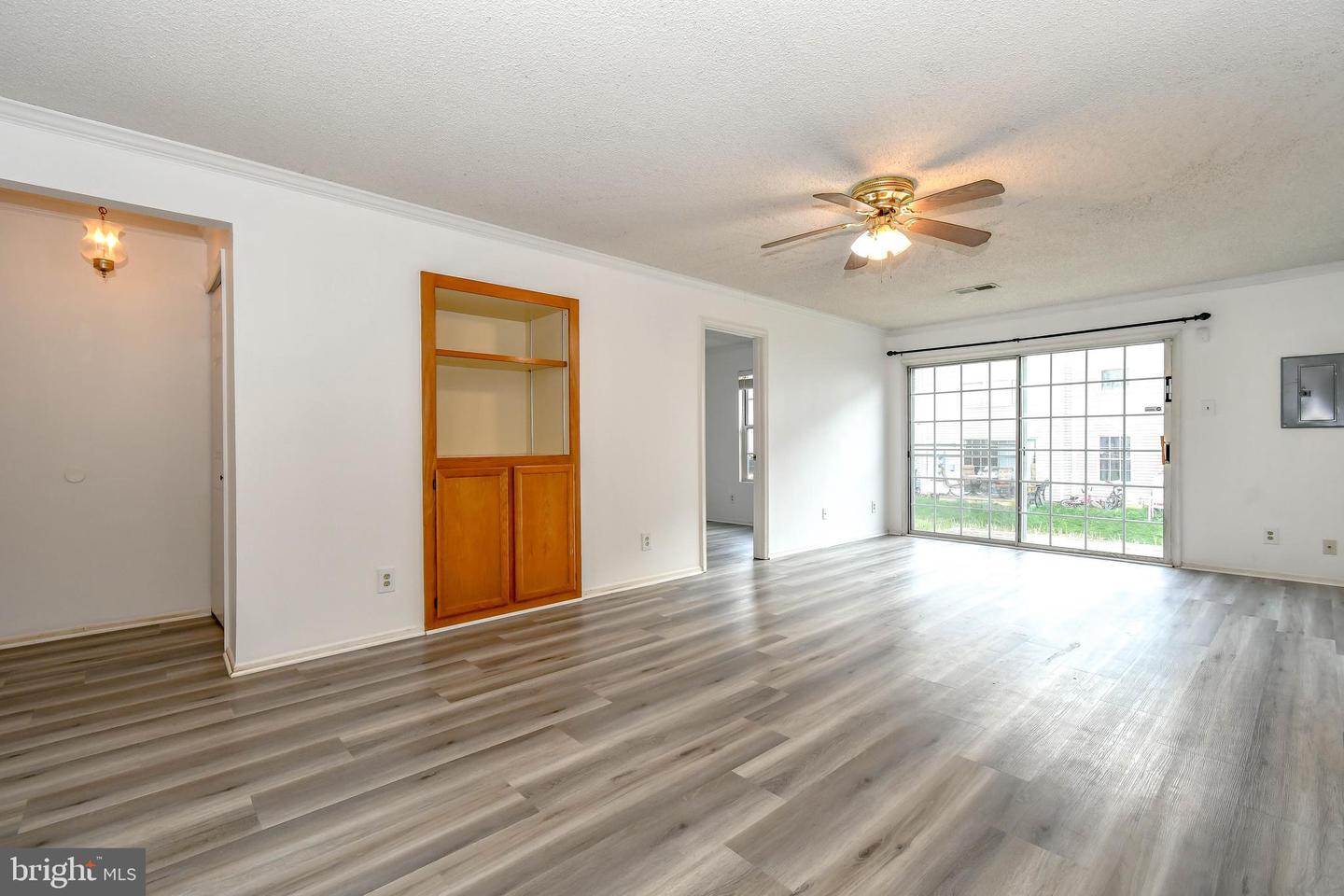 1108 HUNTMASTER TER NE #102, LEESBURG, Virginia 20176, 2 Bedrooms Bedrooms, ,1 BathroomBathrooms,Residential,For sale,1108 HUNTMASTER TER NE #102,VALO2095320 MLS # VALO2095320