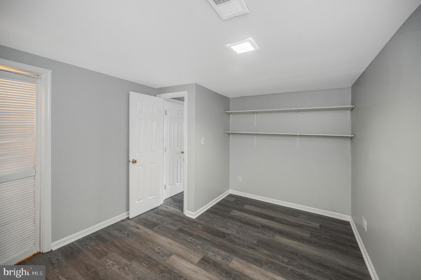 712 OLDE GREENWICH CIR, FREDERICKSBURG, Virginia 22408, 4 Bedrooms Bedrooms, ,2 BathroomsBathrooms,Residential,For sale,712 OLDE GREENWICH CIR,VASP2032728 MLS # VASP2032728