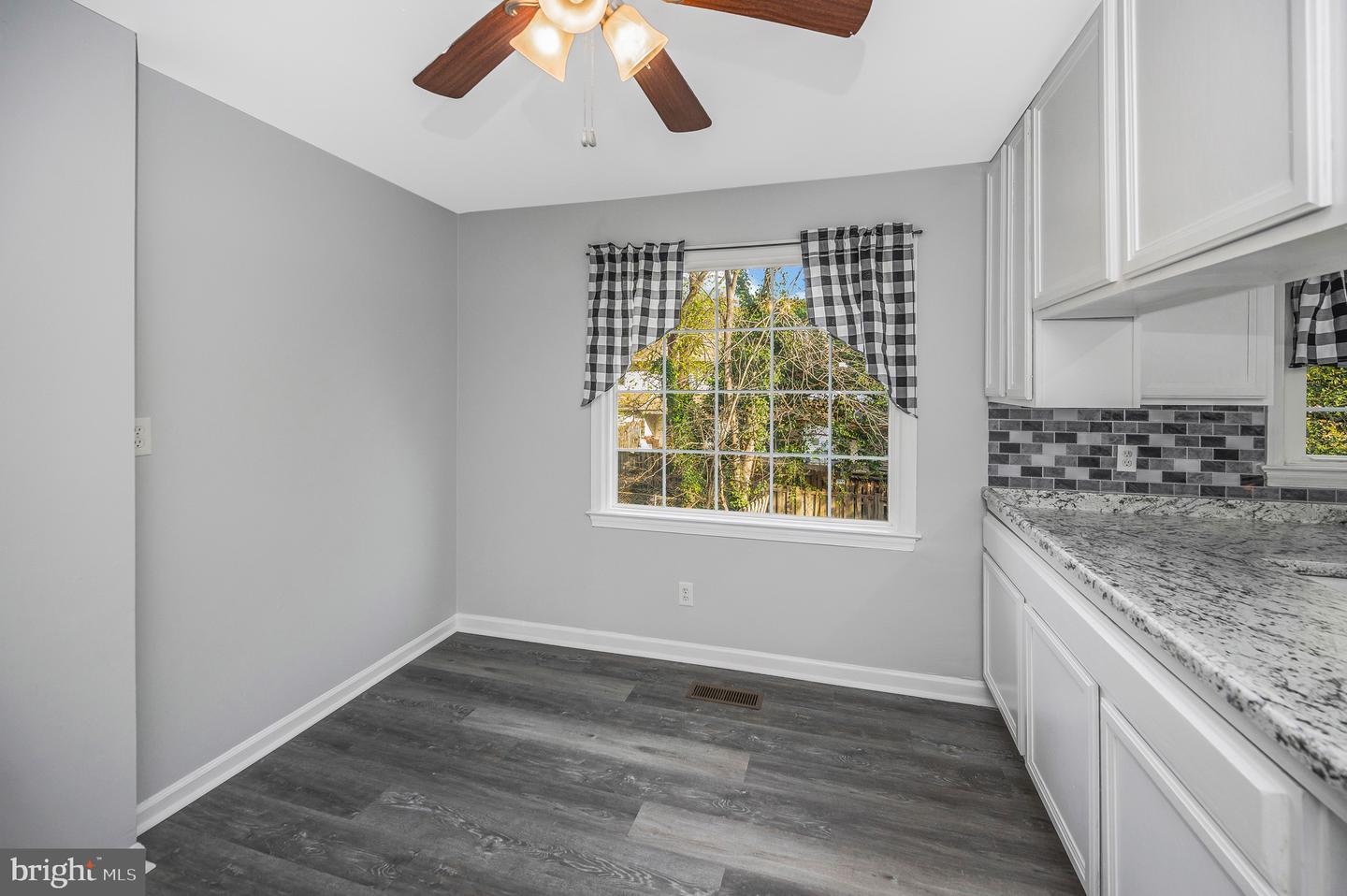 712 OLDE GREENWICH CIR, FREDERICKSBURG, Virginia 22408, 4 Bedrooms Bedrooms, ,2 BathroomsBathrooms,Residential,For sale,712 OLDE GREENWICH CIR,VASP2032728 MLS # VASP2032728