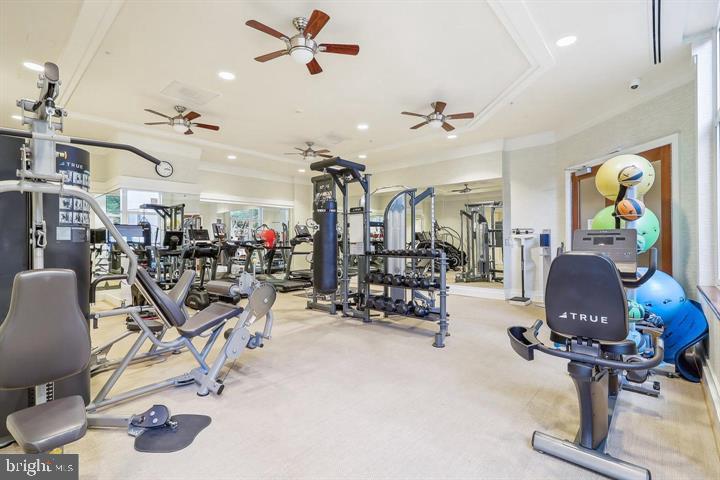 8220 CRESTWOOD HEIGHTS DR #1705, MCLEAN, Virginia 22102, 2 Bedrooms Bedrooms, ,2 BathroomsBathrooms,Residential,For sale,8220 CRESTWOOD HEIGHTS DR #1705,VAFX2237980 MLS # VAFX2237980