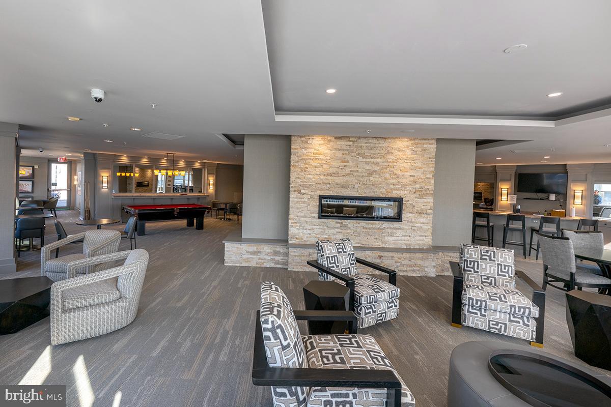 8220 CRESTWOOD HEIGHTS DR #1705, MCLEAN, Virginia 22102, 2 Bedrooms Bedrooms, ,2 BathroomsBathrooms,Residential,For sale,8220 CRESTWOOD HEIGHTS DR #1705,VAFX2237980 MLS # VAFX2237980