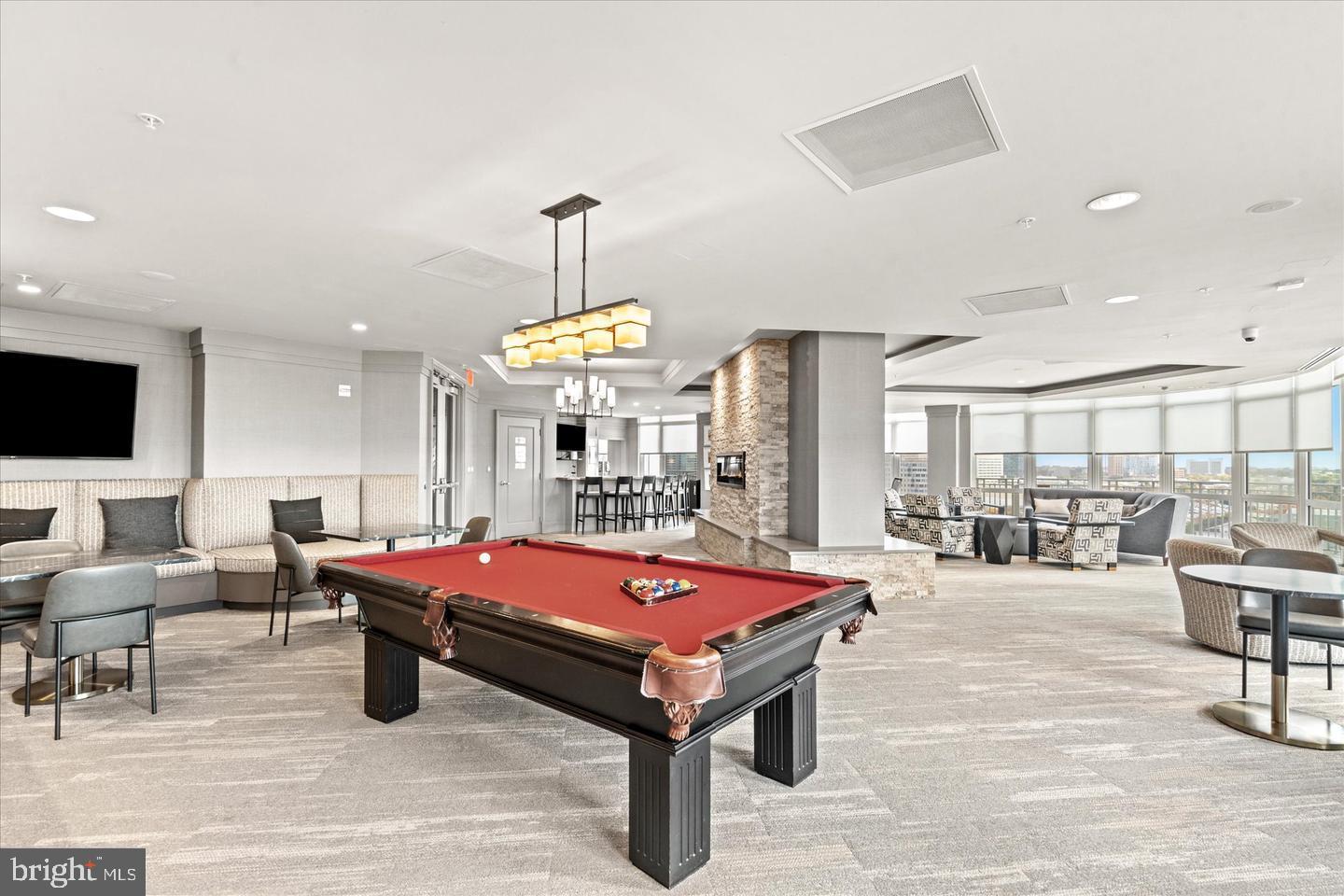 8220 CRESTWOOD HEIGHTS DR #1705, MCLEAN, Virginia 22102, 2 Bedrooms Bedrooms, ,2 BathroomsBathrooms,Residential,For sale,8220 CRESTWOOD HEIGHTS DR #1705,VAFX2237980 MLS # VAFX2237980