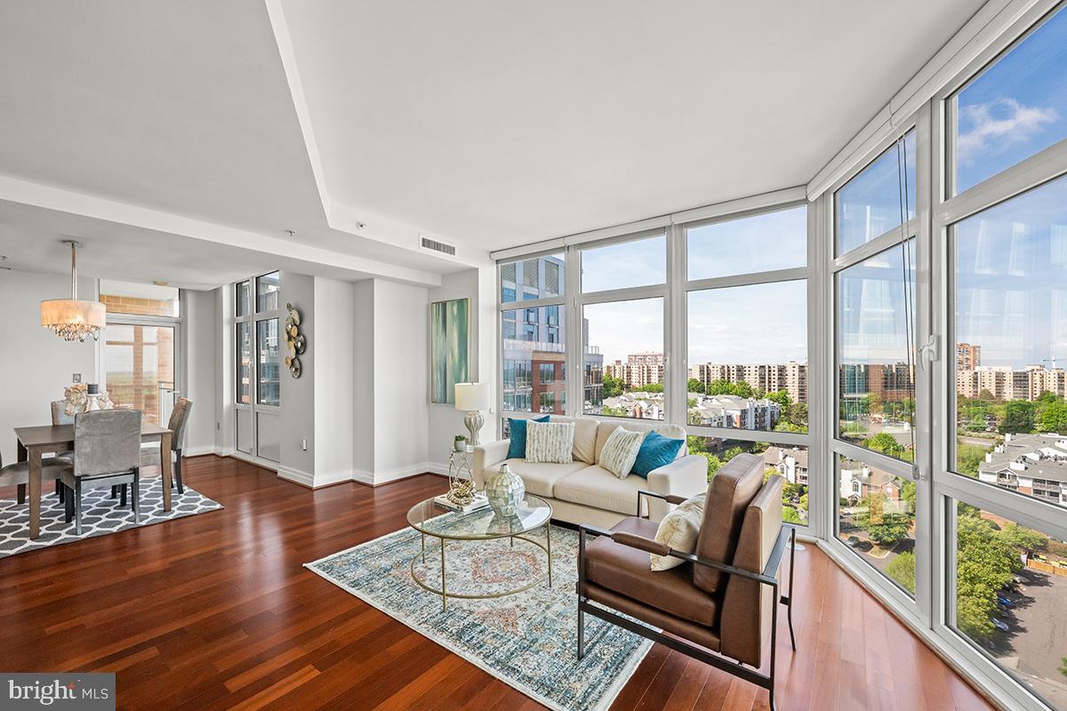 8220 CRESTWOOD HEIGHTS DR #1705, MCLEAN, Virginia 22102, 2 Bedrooms Bedrooms, ,2 BathroomsBathrooms,Residential,For sale,8220 CRESTWOOD HEIGHTS DR #1705,VAFX2237980 MLS # VAFX2237980