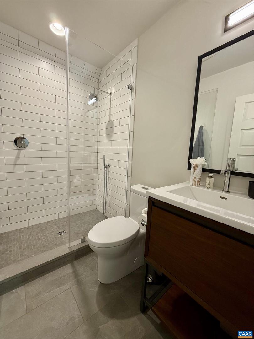 1500 LONDON RD, CHARLOTTESVILLE, Virginia 22901, 4 Bedrooms Bedrooms, ,3 BathroomsBathrooms,Residential,For sale,1500 LONDON RD,663949 MLS # 663949
