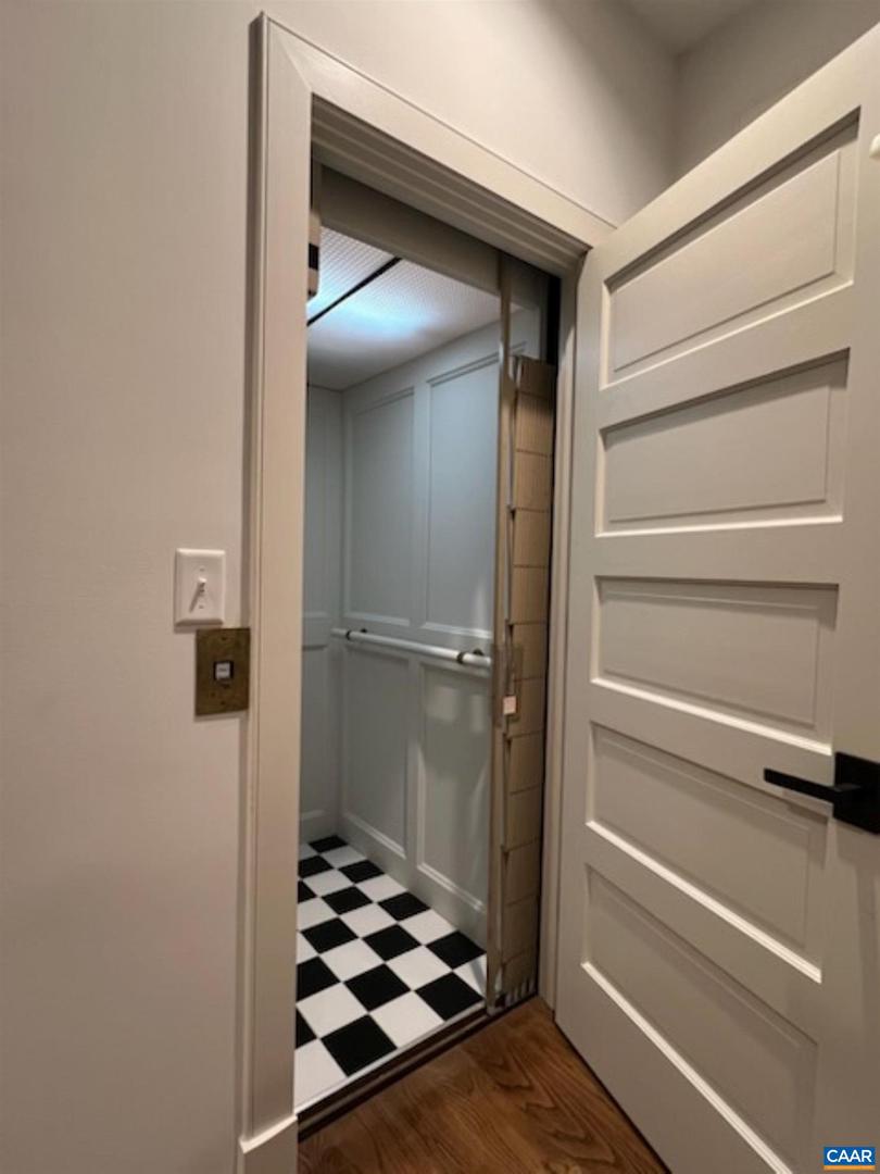 1500 LONDON RD, CHARLOTTESVILLE, Virginia 22901, 4 Bedrooms Bedrooms, ,3 BathroomsBathrooms,Residential,For sale,1500 LONDON RD,663949 MLS # 663949