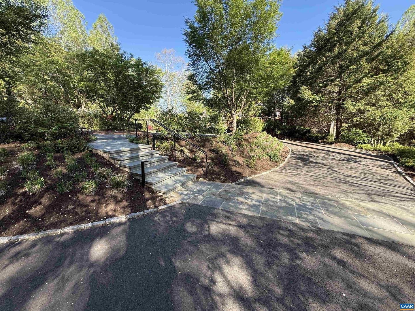 1500 LONDON RD, CHARLOTTESVILLE, Virginia 22901, 4 Bedrooms Bedrooms, ,3 BathroomsBathrooms,Residential,For sale,1500 LONDON RD,663949 MLS # 663949