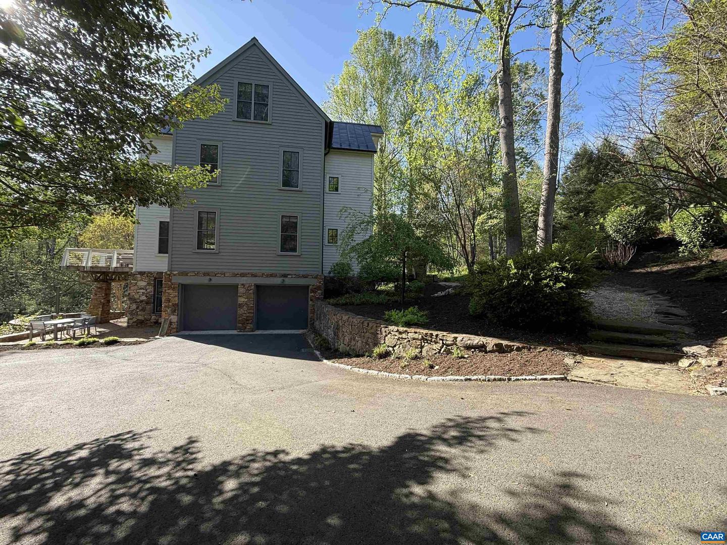 1500 LONDON RD, CHARLOTTESVILLE, Virginia 22901, 4 Bedrooms Bedrooms, ,3 BathroomsBathrooms,Residential,For sale,1500 LONDON RD,663949 MLS # 663949
