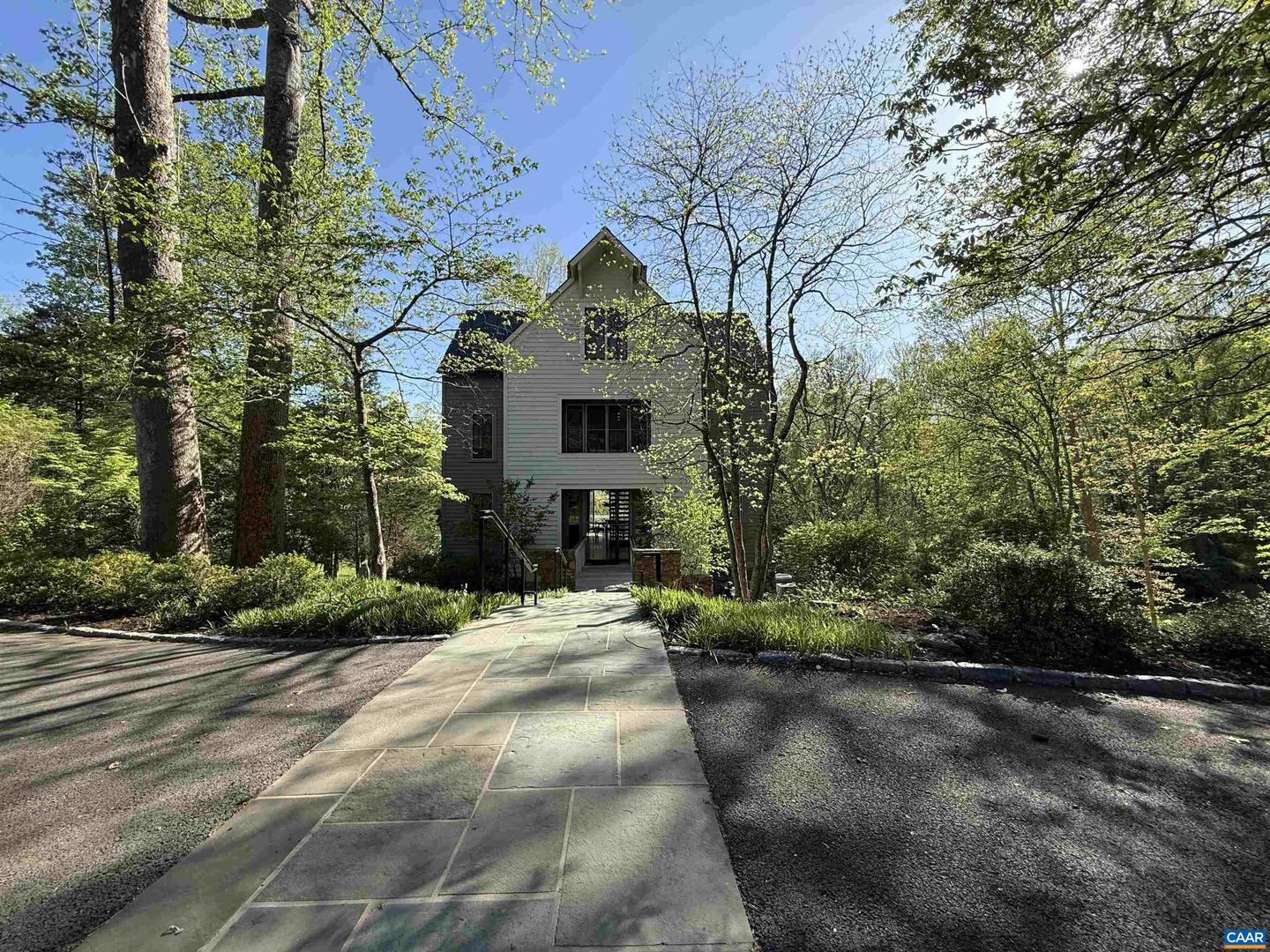 1500 LONDON RD, CHARLOTTESVILLE, Virginia 22901, 4 Bedrooms Bedrooms, ,3 BathroomsBathrooms,Residential,For sale,1500 LONDON RD,663949 MLS # 663949