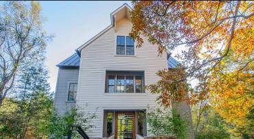 1500 LONDON RD, CHARLOTTESVILLE, Virginia 22901, 4 Bedrooms Bedrooms, ,3 BathroomsBathrooms,Residential,For sale,1500 LONDON RD,663949 MLS # 663949