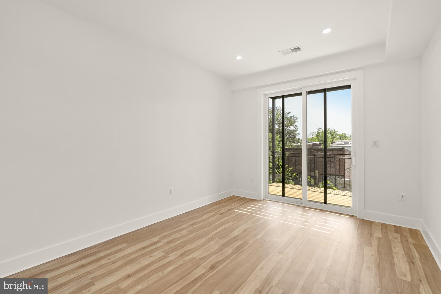 1251 MORSE ST NE #PH3, WASHINGTON, District Of Columbia 20002, 3 Bedrooms Bedrooms, ,2 BathroomsBathrooms,Residential,For sale,1251 MORSE ST NE #PH3,DCDC2198424 MLS # DCDC2198424