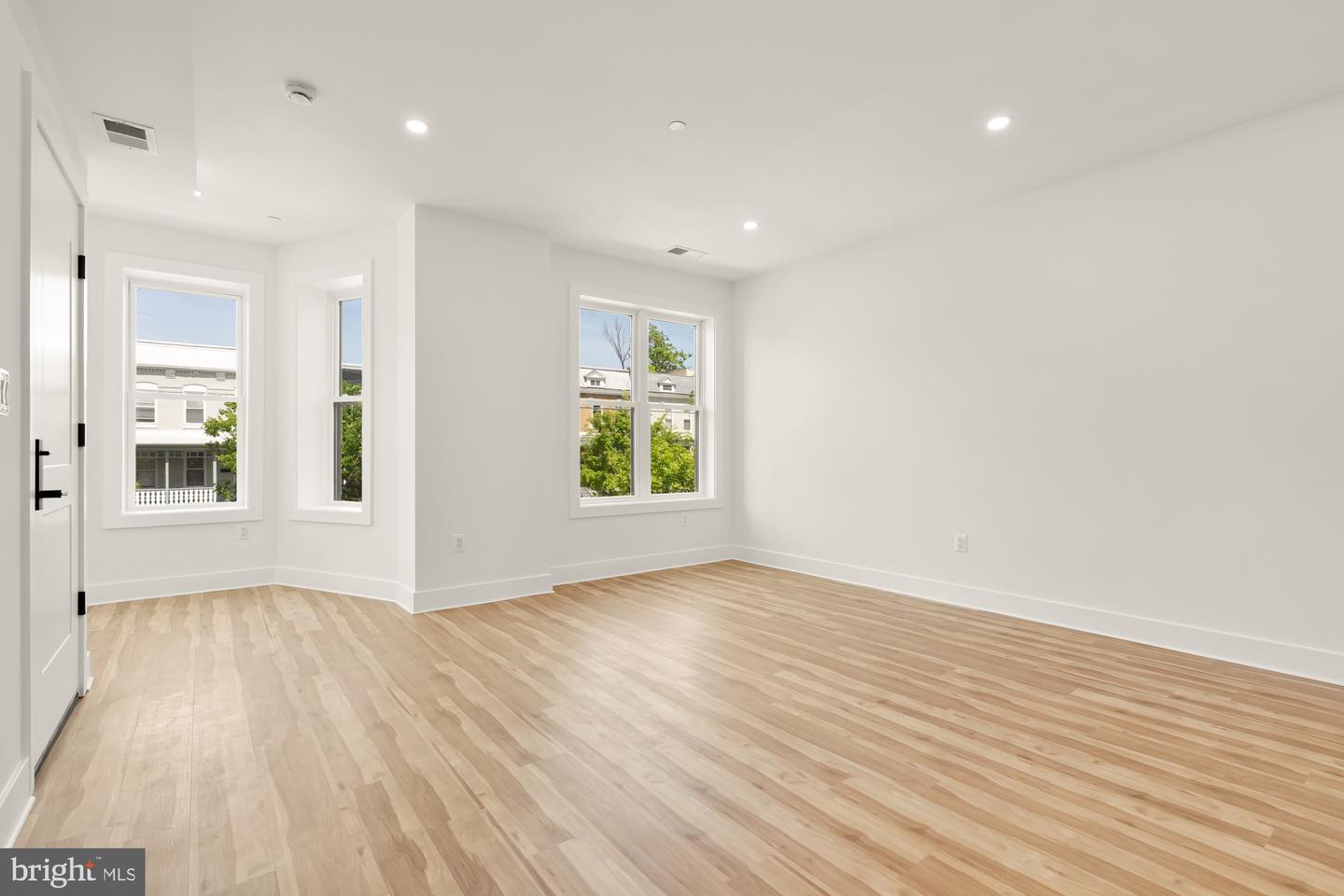 1251 MORSE ST NE #PH3, WASHINGTON, District Of Columbia 20002, 3 Bedrooms Bedrooms, ,2 BathroomsBathrooms,Residential,For sale,1251 MORSE ST NE #PH3,DCDC2198424 MLS # DCDC2198424