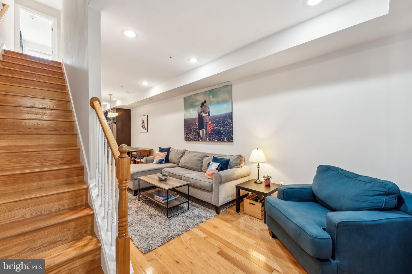 718 13TH ST SE, WASHINGTON, District Of Columbia 20003, 3 Bedrooms Bedrooms, ,3 BathroomsBathrooms,Residential,For sale,718 13TH ST SE,DCDC2198426 MLS # DCDC2198426