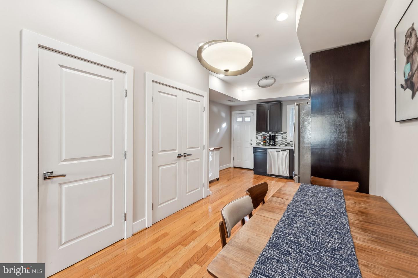 718 13TH ST SE, WASHINGTON, District Of Columbia 20003, 3 Bedrooms Bedrooms, ,3 BathroomsBathrooms,Residential,For sale,718 13TH ST SE,DCDC2198426 MLS # DCDC2198426