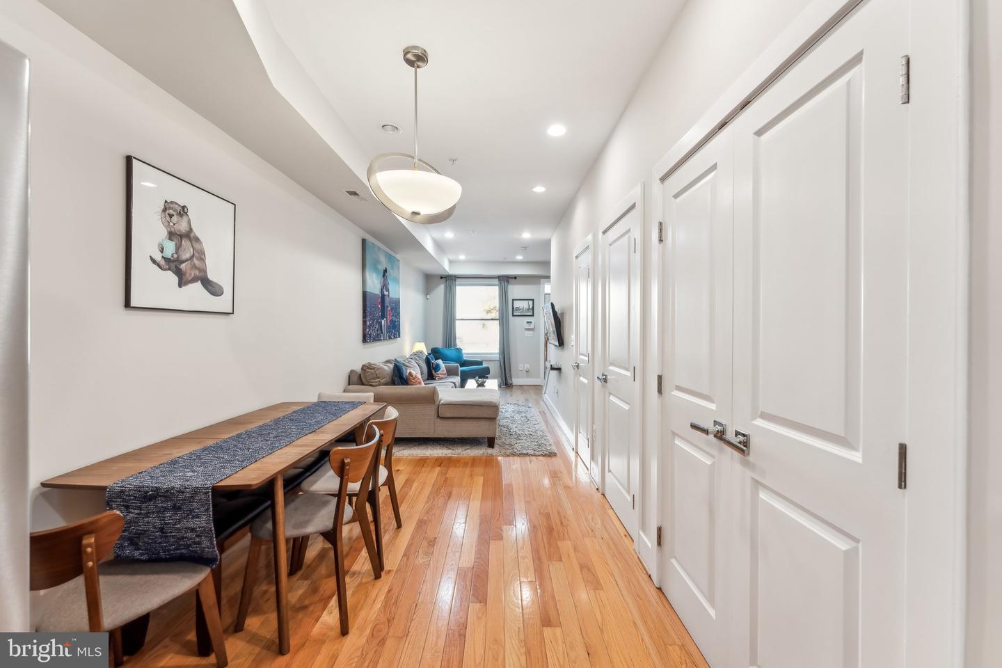 718 13TH ST SE, WASHINGTON, District Of Columbia 20003, 3 Bedrooms Bedrooms, ,3 BathroomsBathrooms,Residential,For sale,718 13TH ST SE,DCDC2198426 MLS # DCDC2198426