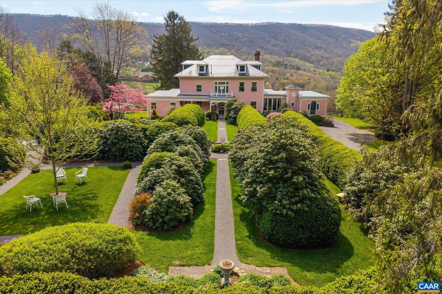 356 ROUTIER HILL RD, HOT SPRINGS, Virginia 24445, 5 Bedrooms Bedrooms, ,5 BathroomsBathrooms,Residential,For sale,356 ROUTIER HILL RD,663955 MLS # 663955