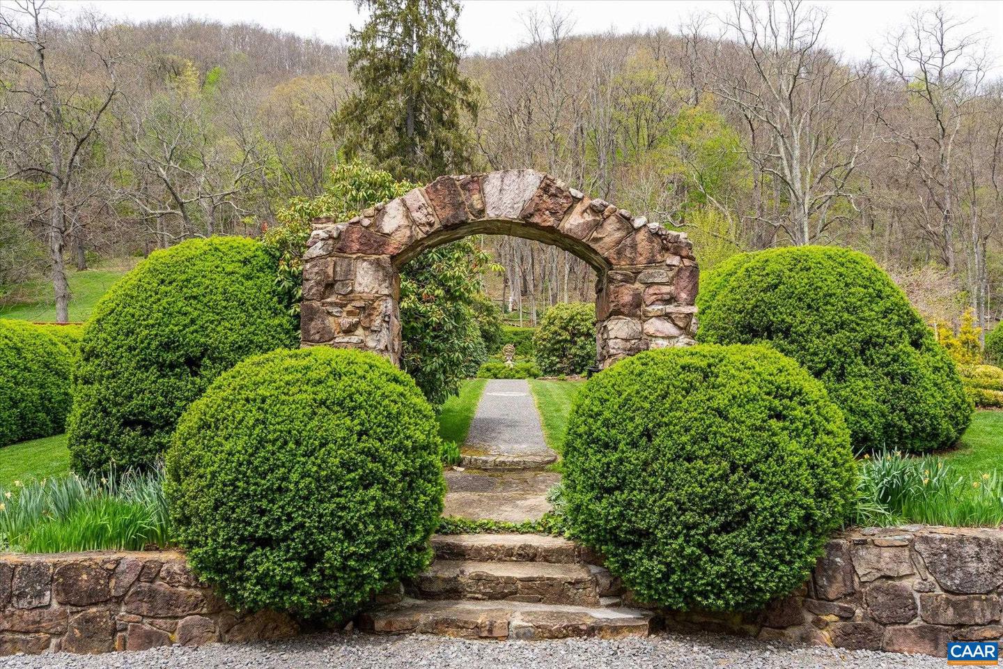356 ROUTIER HILL RD, HOT SPRINGS, Virginia 24445, 5 Bedrooms Bedrooms, ,5 BathroomsBathrooms,Residential,For sale,356 ROUTIER HILL RD,663955 MLS # 663955