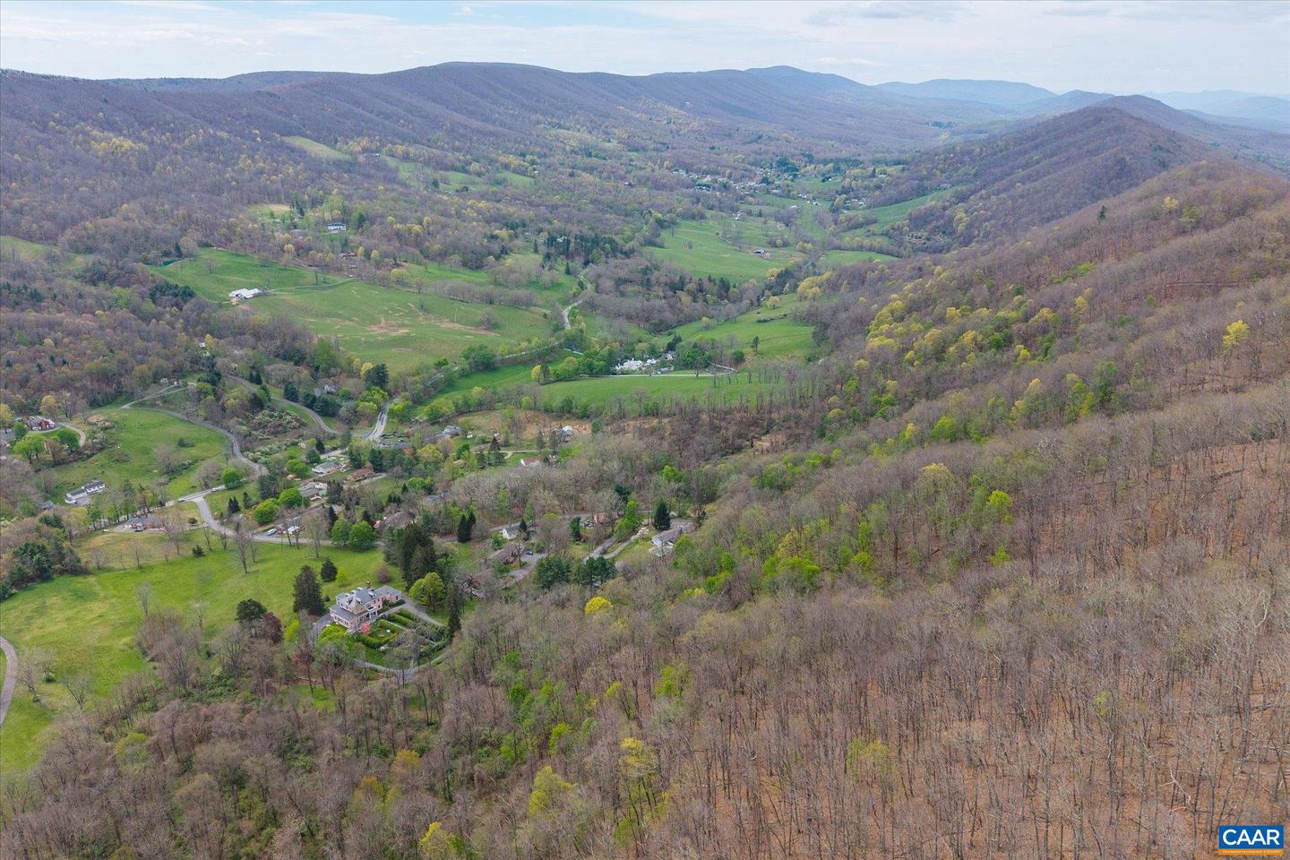 356 ROUTIER HILL RD, HOT SPRINGS, Virginia 24445, 5 Bedrooms Bedrooms, ,5 BathroomsBathrooms,Residential,For sale,356 ROUTIER HILL RD,663955 MLS # 663955