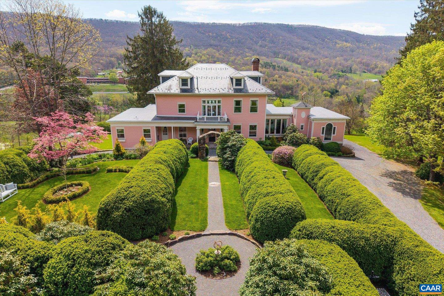 356 ROUTIER HILL RD, HOT SPRINGS, Virginia 24445, 5 Bedrooms Bedrooms, ,5 BathroomsBathrooms,Residential,For sale,356 ROUTIER HILL RD,663955 MLS # 663955