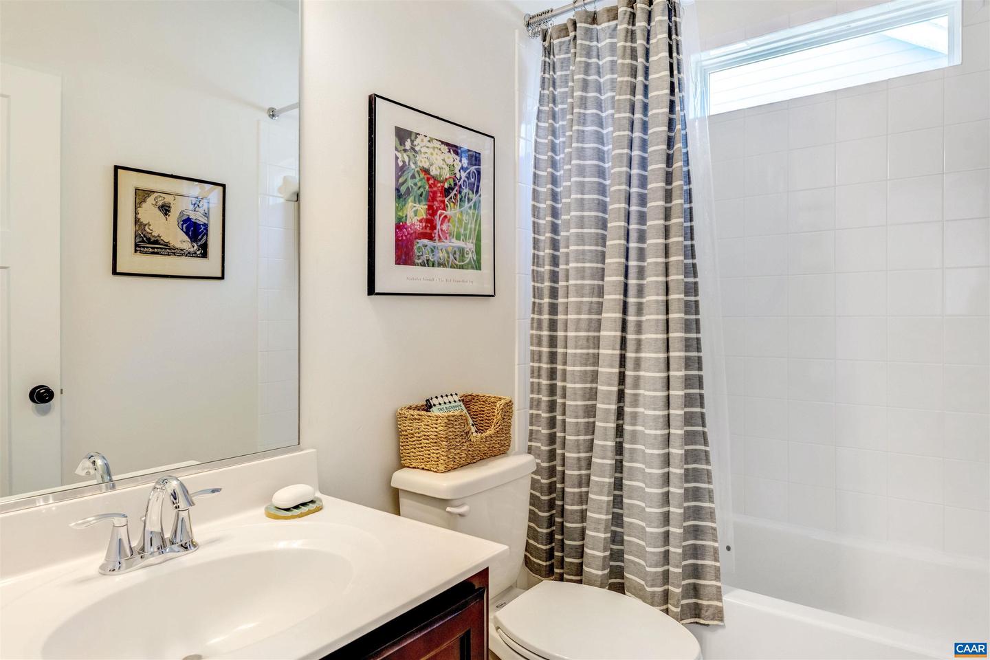 15 HERITAGE DR, ZION CROSSROADS, Virginia 22942, 5 Bedrooms Bedrooms, ,4 BathroomsBathrooms,Residential,For sale,15 HERITAGE DR,663957 MLS # 663957