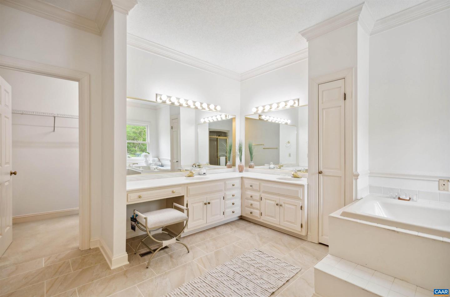 560 LOBLOLLY LN, CHARLOTTESVILLE, Virginia 22903, 4 Bedrooms Bedrooms, ,3 BathroomsBathrooms,Residential,For sale,560 LOBLOLLY LN,663959 MLS # 663959