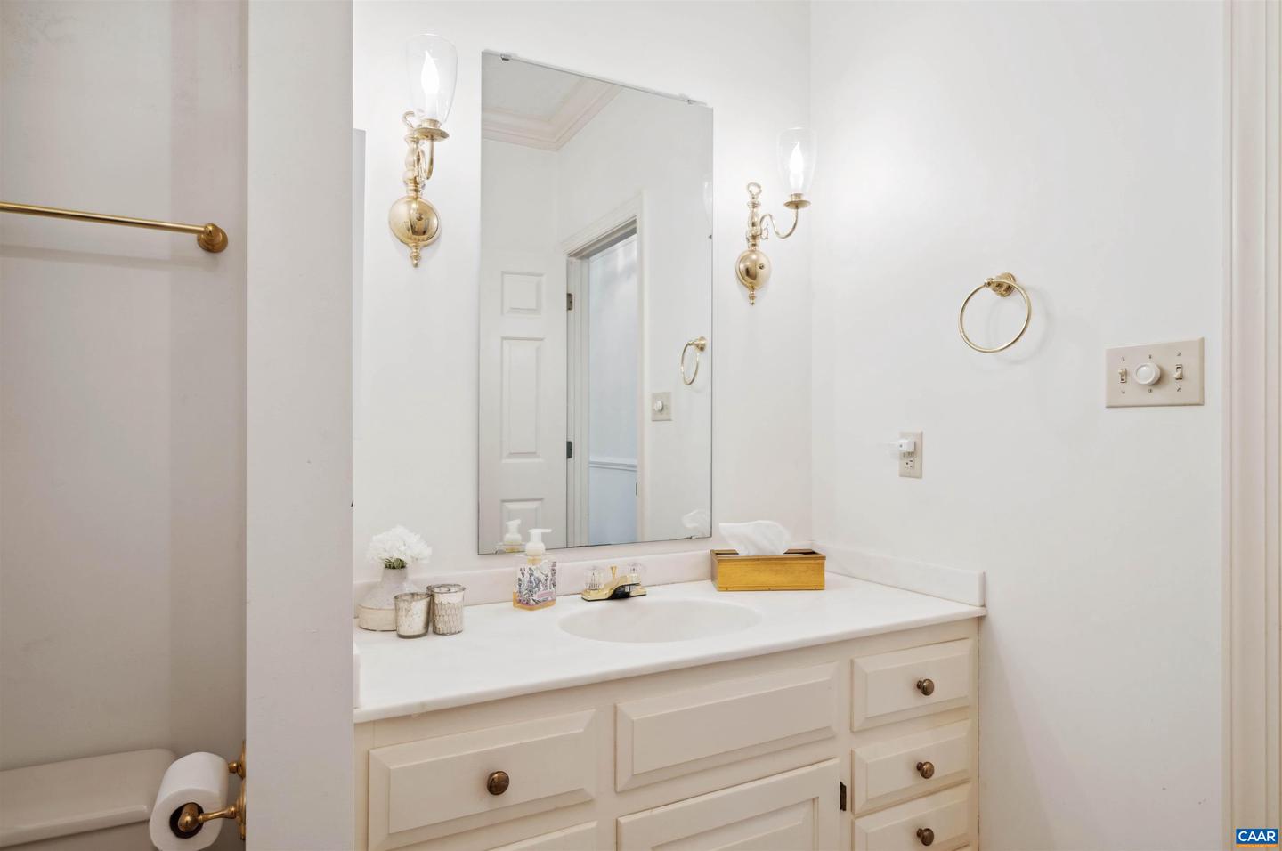 560 LOBLOLLY LN, CHARLOTTESVILLE, Virginia 22903, 4 Bedrooms Bedrooms, ,3 BathroomsBathrooms,Residential,For sale,560 LOBLOLLY LN,663959 MLS # 663959