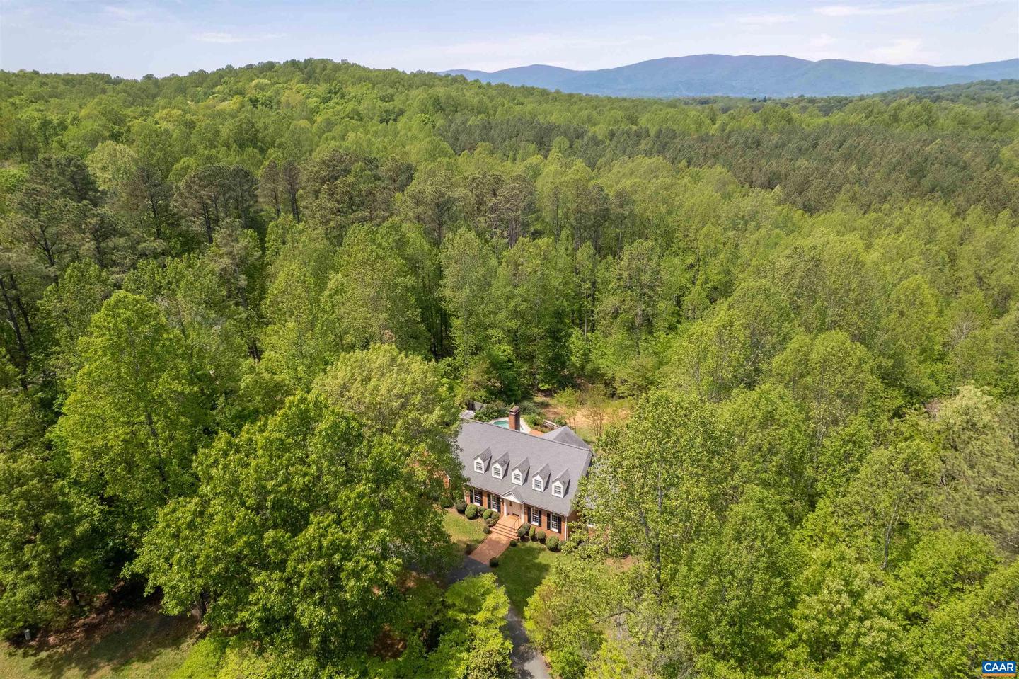 560 LOBLOLLY LN, CHARLOTTESVILLE, Virginia 22903, 4 Bedrooms Bedrooms, ,3 BathroomsBathrooms,Residential,For sale,560 LOBLOLLY LN,663959 MLS # 663959