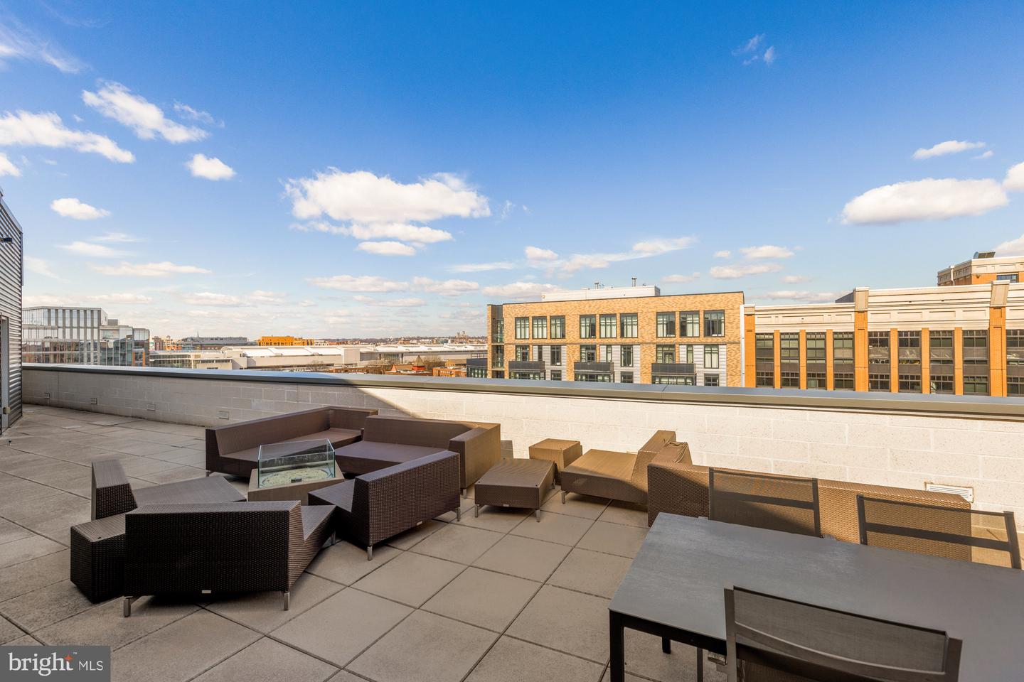 460 NEW YORK AVE NW #206, WASHINGTON, District Of Columbia 20001, 1 Bedroom Bedrooms, 5 Rooms Rooms,1 BathroomBathrooms,Residential,For sale,460 NEW YORK AVE NW #206,DCDC2198570 MLS # DCDC2198570