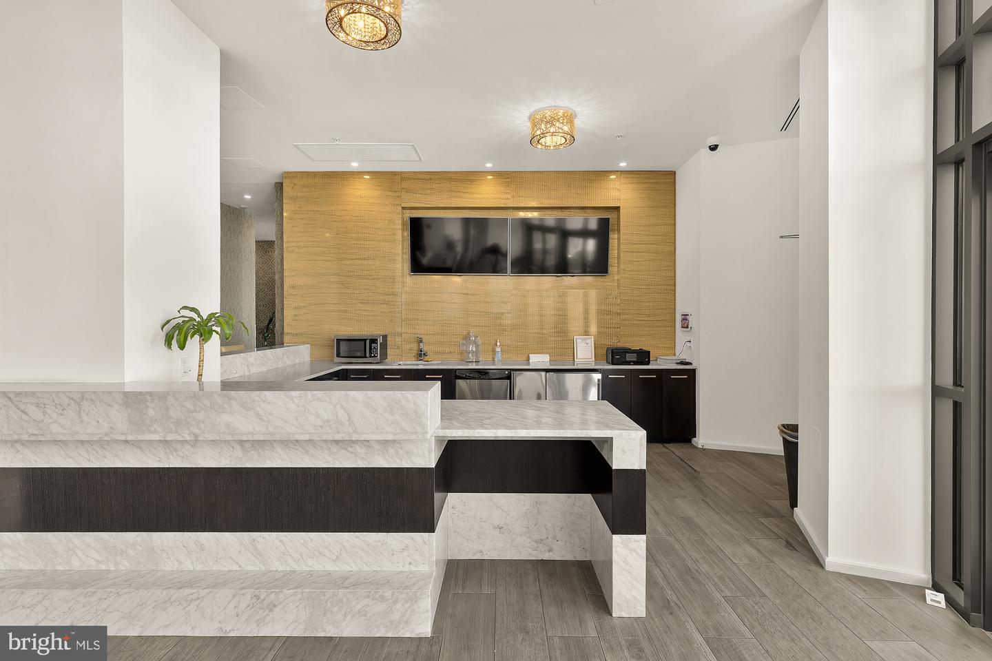 460 NEW YORK AVE NW #206, WASHINGTON, District Of Columbia 20001, 1 Bedroom Bedrooms, 5 Rooms Rooms,1 BathroomBathrooms,Residential,For sale,460 NEW YORK AVE NW #206,DCDC2198570 MLS # DCDC2198570