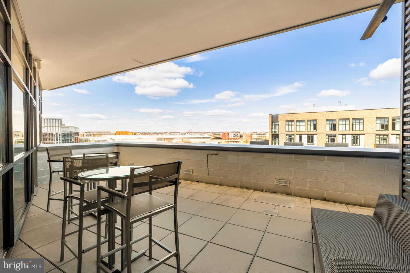 460 NEW YORK AVE NW #206, WASHINGTON, District Of Columbia 20001, 1 Bedroom Bedrooms, 5 Rooms Rooms,1 BathroomBathrooms,Residential,For sale,460 NEW YORK AVE NW #206,DCDC2198570 MLS # DCDC2198570