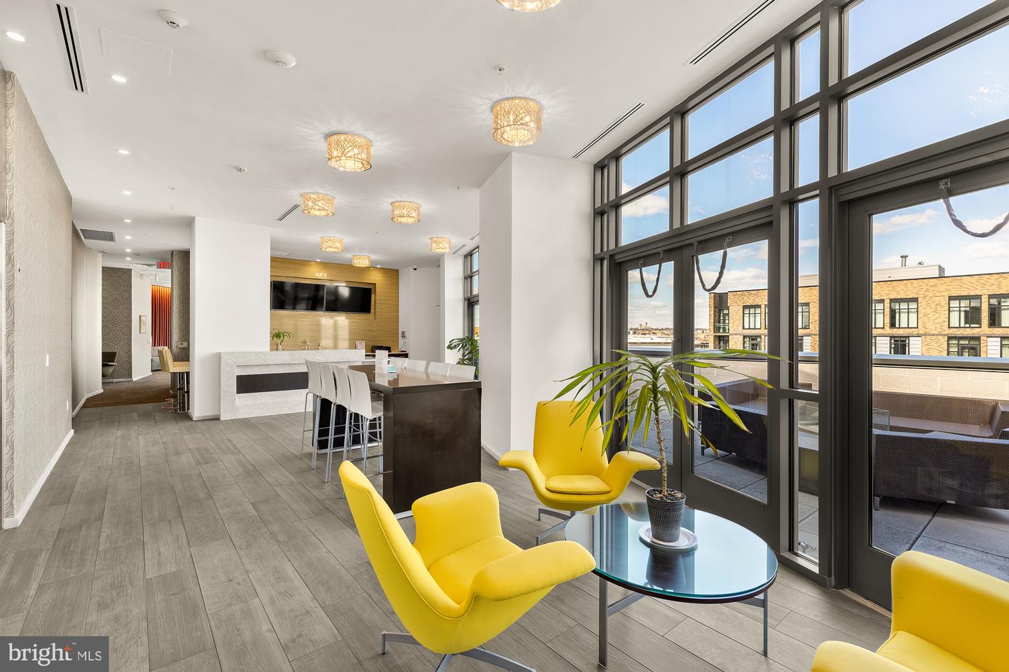 460 NEW YORK AVE NW #206, WASHINGTON, District Of Columbia 20001, 1 Bedroom Bedrooms, 5 Rooms Rooms,1 BathroomBathrooms,Residential,For sale,460 NEW YORK AVE NW #206,DCDC2198570 MLS # DCDC2198570